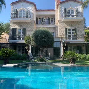 Otel Yuga, Alaçatı